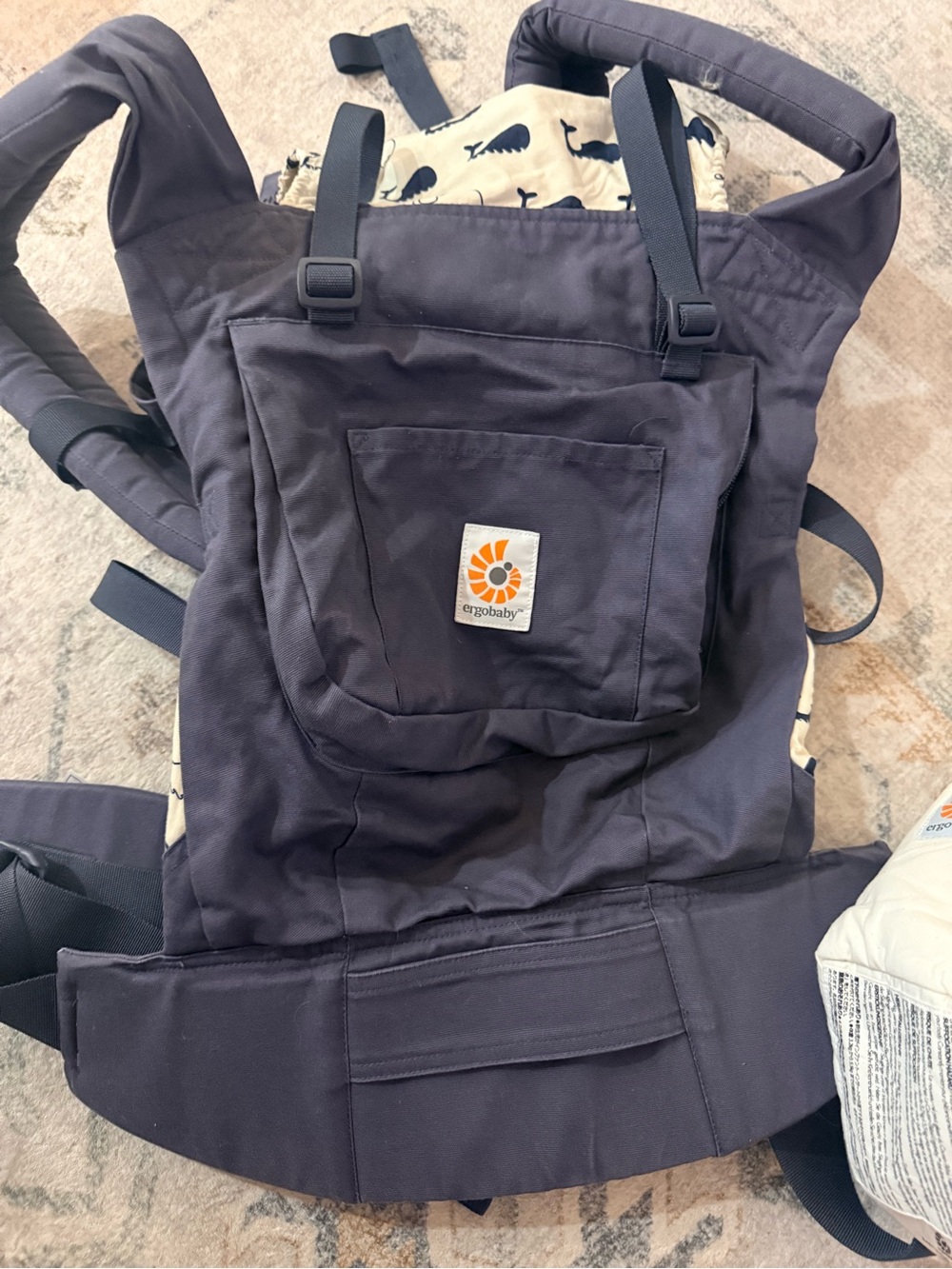 Ergobaby Navy Carrier with Cream whale Lining